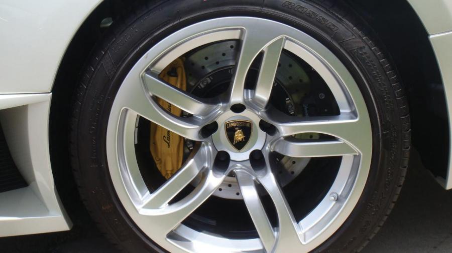  Lamborghini Murcielago LP640 2008 года  (фото 11 из 51)